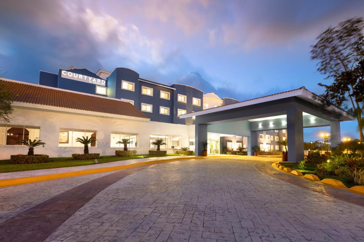 Courtyard By Marriott Cancun Airport Exteriér fotografie